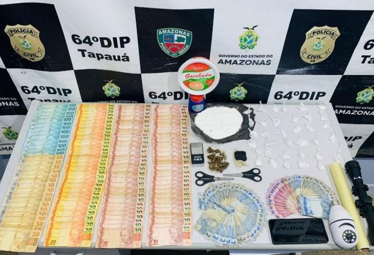 Homem é preso com drogas e quase R$ 4 mil do tráfico em Tapauá