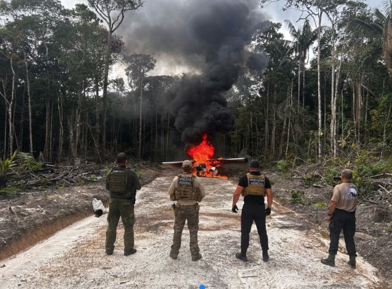 Operação destrói aeronaves usadas no tráfico de drogas no Amazonas