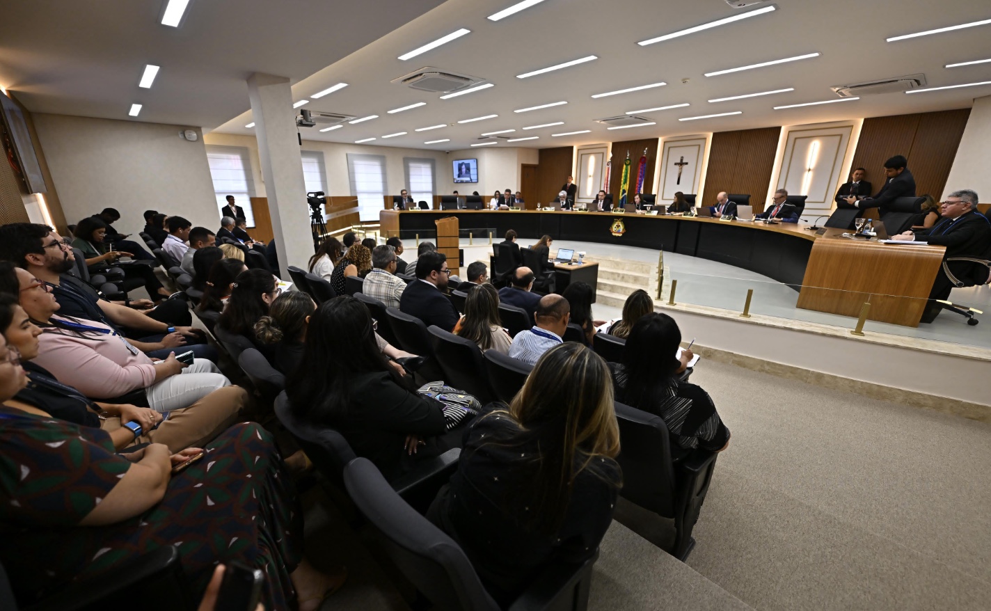 TCE-AM reprova contas e multa gestores de Juruá e Caapiranga