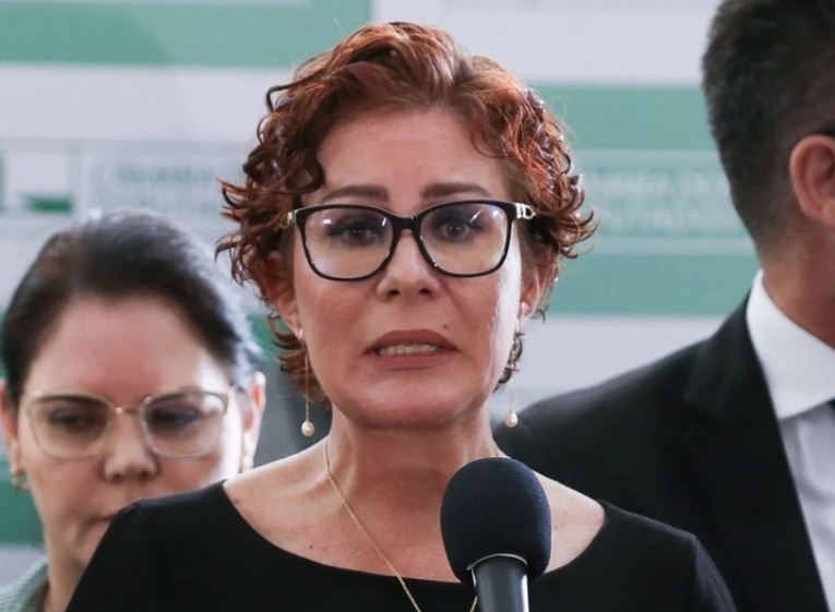 STF adia julgamento de Carla Zambelli após pedido de vista