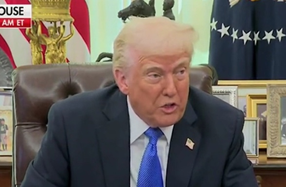 Trump diz que EUA precisam da Groenlândia por 'razões de segurança nacional'