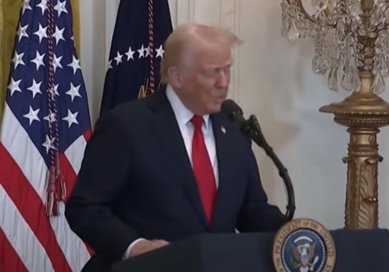Trump demite milhares de funcionários de agências da saúde nos EUA