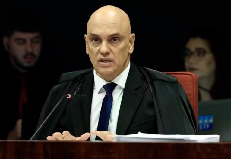 Moraes diz que presos do 8/1 podem receber visita de autoridade religiosa