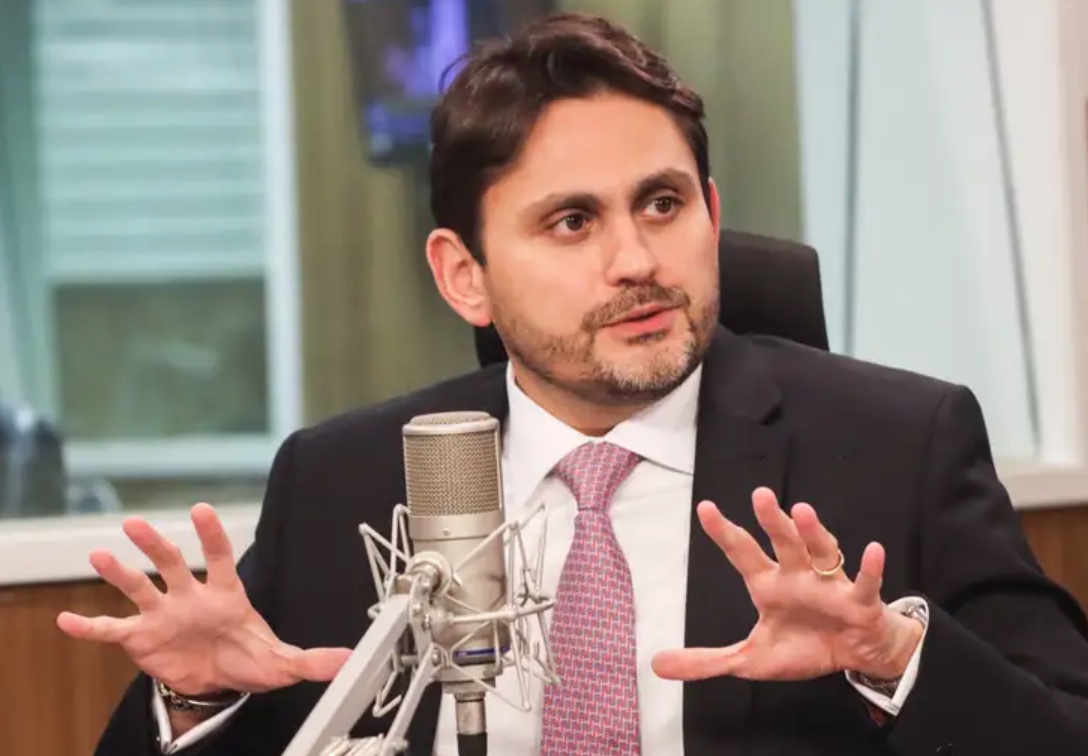 Exoneração de Juscelino Filho é oficializada após denúncia da PGR