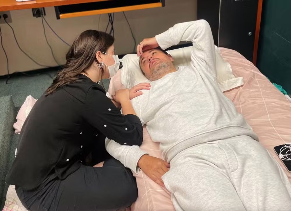 Glauber Braga encerra greve de fome após acordo com Hugo Motta