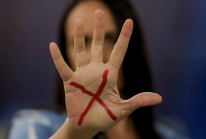 Uso de IA para atacar mulheres terá pena maior; Lula sanciona nova lei