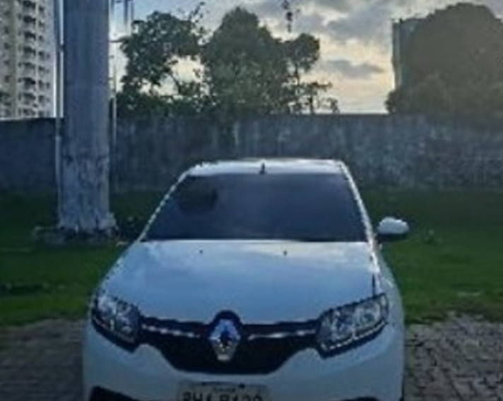 Amor bandido: Casal é preso após roubar carro no São Jorge