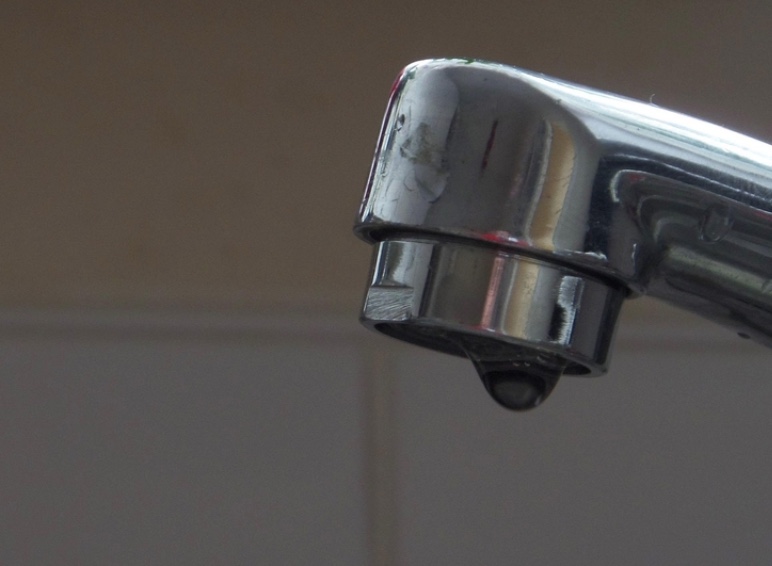 Confira bairros que ficarão sem abastecimento de água no domingo