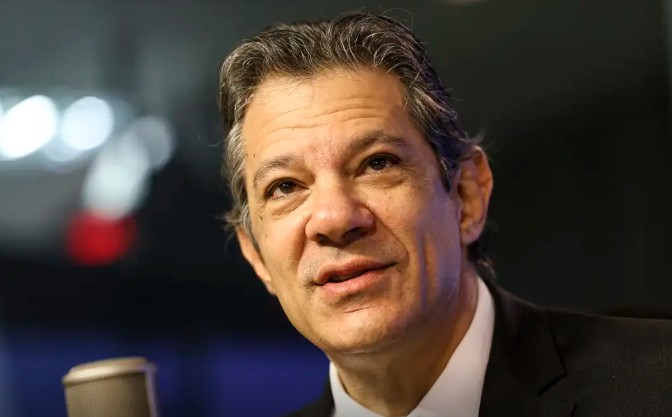 Haddad reúne-se com secretário do Tesouro de Trump em meio a tarifas