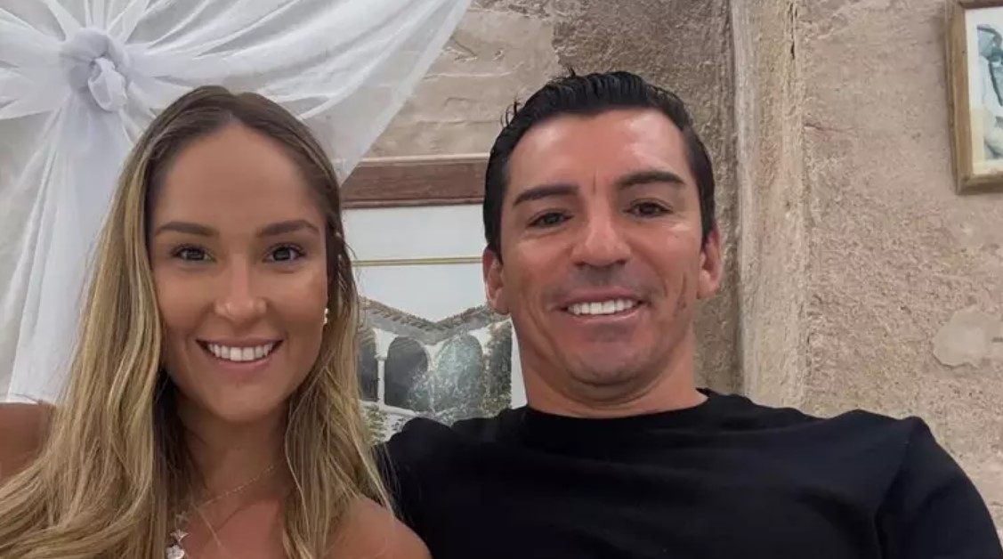 Ex-jogador Lúcio é internado com queimaduras após lareira explodir