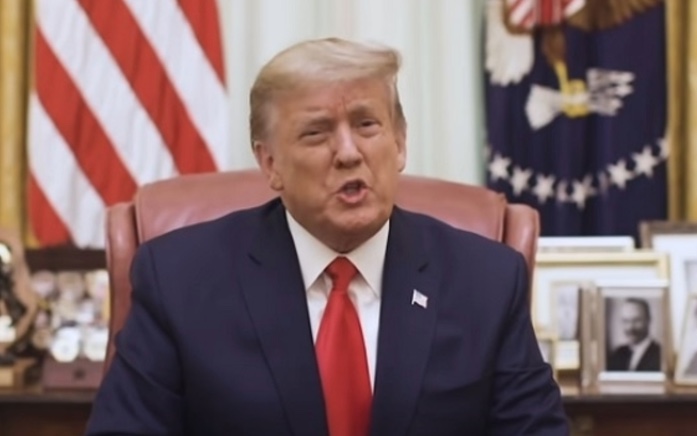 Justiça dos EUA suspende parte do tarifaço de Trump; governo recorre