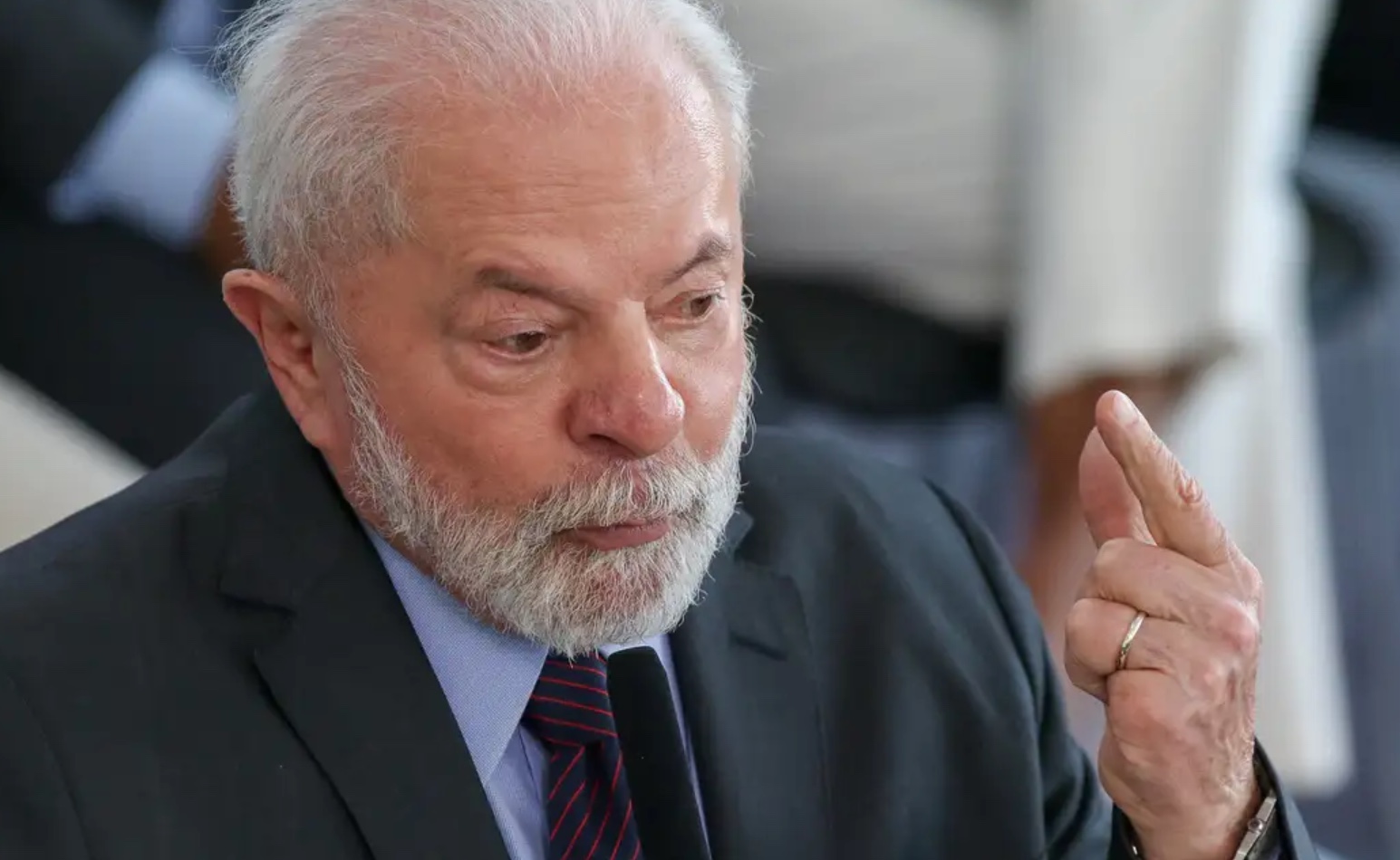 Lula vê ONU enfraquecida e critica 'insanidade' da guerra na Ucrânia