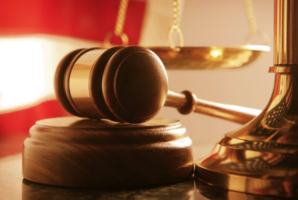 TJAM mantém direito de servidor à correção total de valores de gratificação