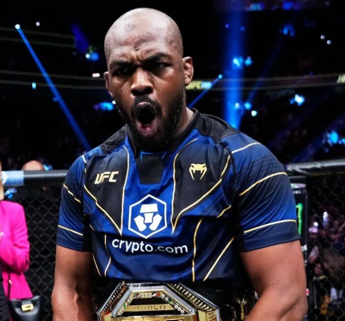 Lenda do UFC Jon Jones anuncia aposentadoria: 'Memórias que guardarei' 