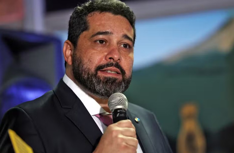 Presidente dos Correios, Fabiano Silva pede demissão 