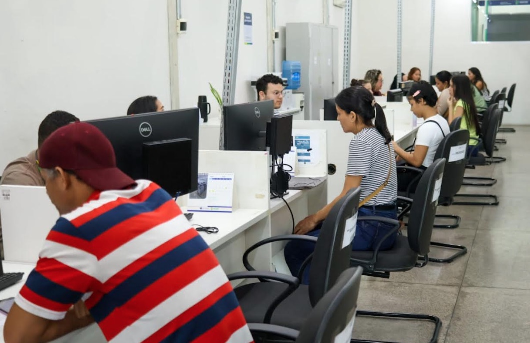 Sine Amazonas divulga 309 vagas de emprego para esta sexta-feira  