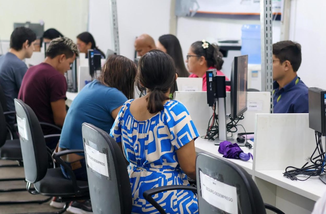 Sine Amazonas divulga 196 vagas de emprego para esta quarta-feira; confira