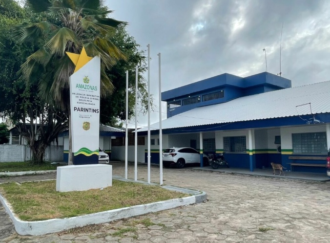 Homem é preso por mostrar pênis para estudante em rua de Parintins