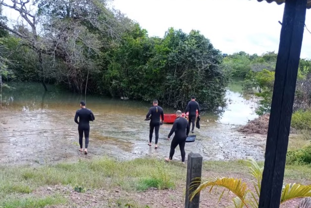 Homem morre afogado tentando chegar a bar atravessando igarapé em RR