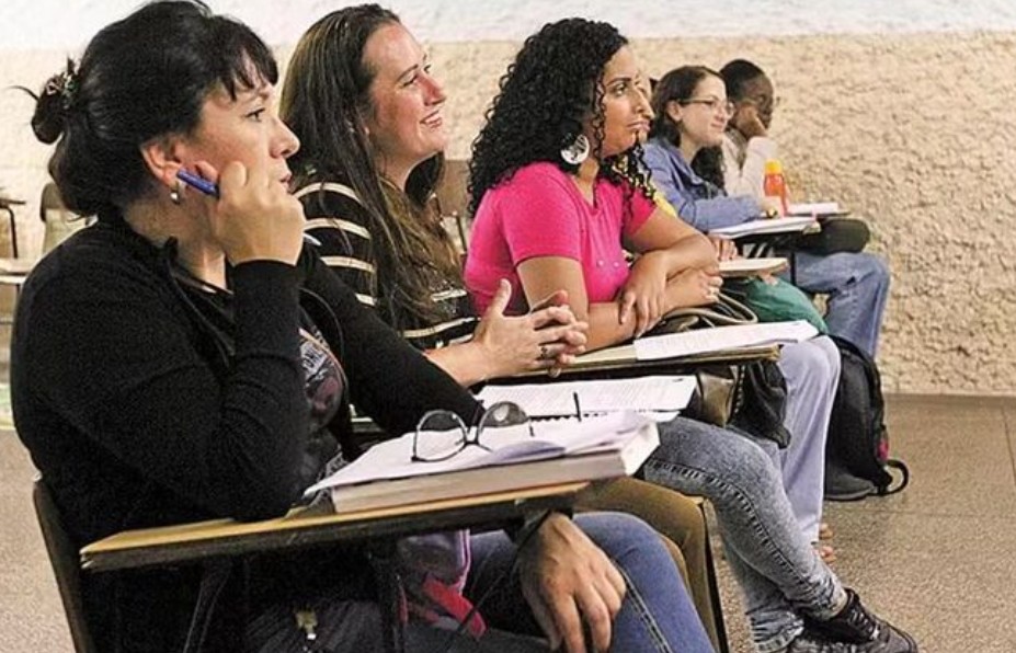 Mulheres respondem por 60% das inscrições para provas do CNU no Amazonas