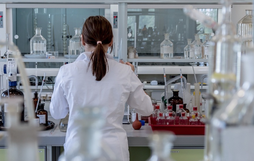 Brasil proíbe testes de cosméticos em animais