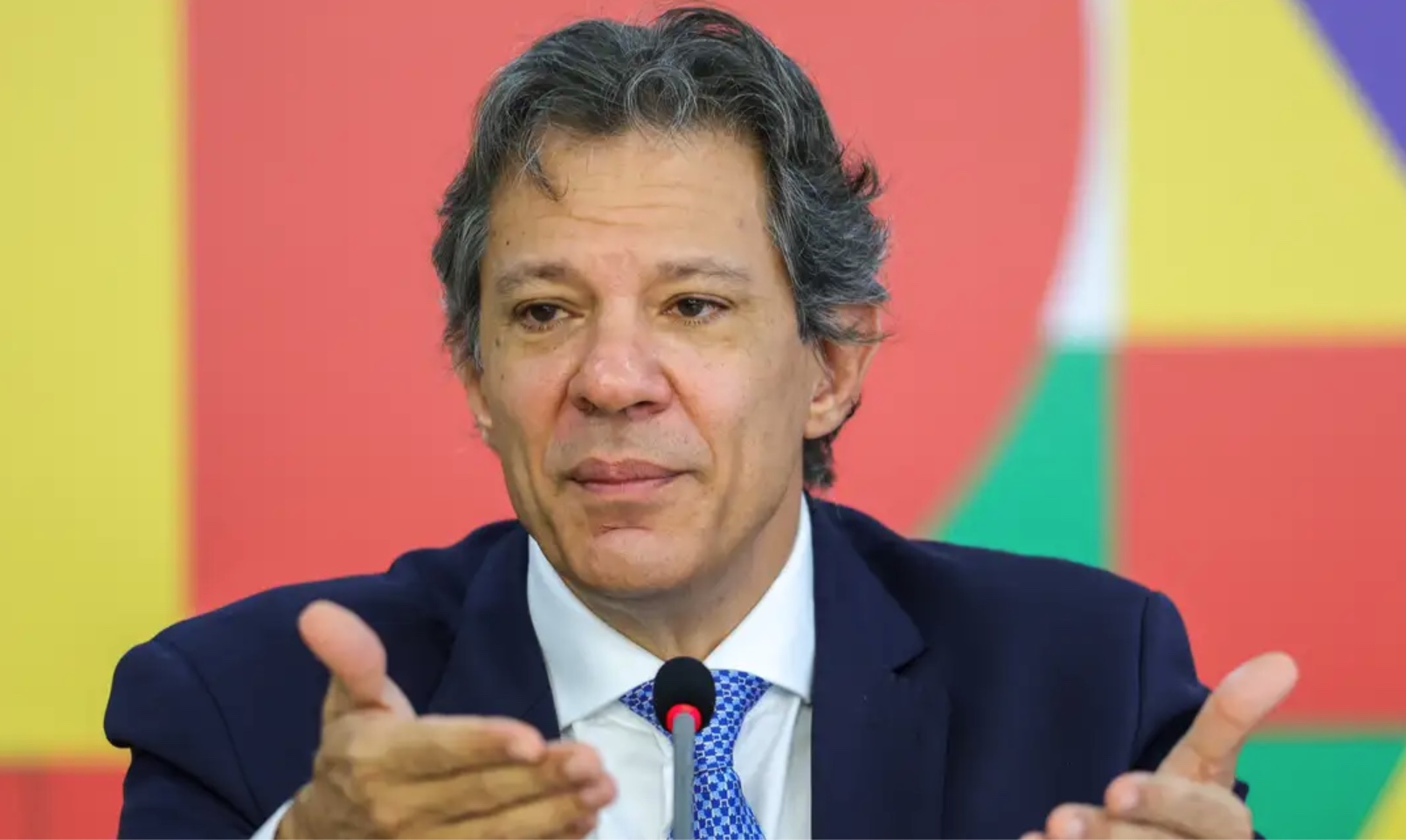 Brasil vai recorrer contra tarifa de 50% imposta por Trump, diz Haddad
