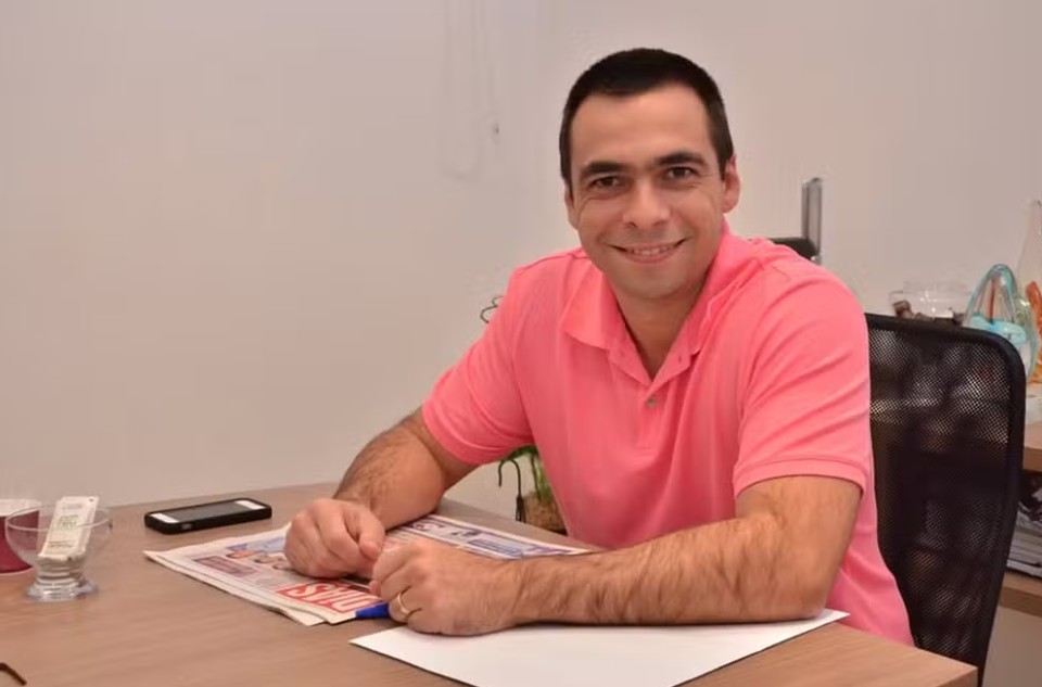 Paraquedista morre após colidir com outro no ar em Boituva