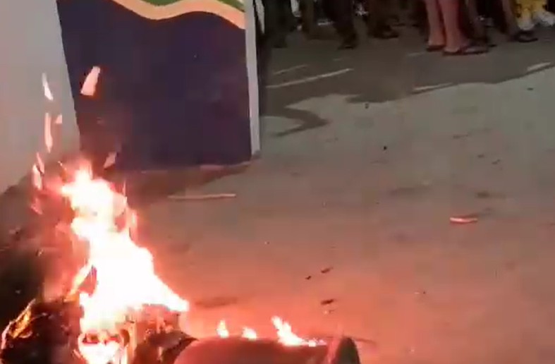 Polícia fala sobre invasão à delegacia e linchamento de preso em Tonantins