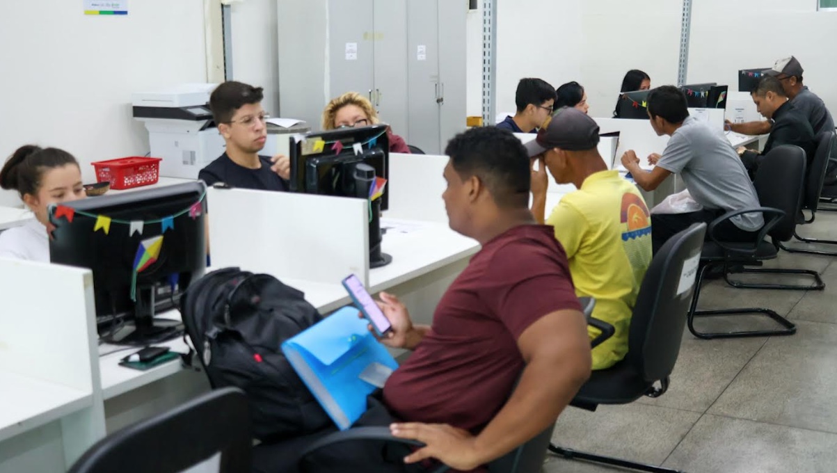 Sine Amazonas divulga 150 vagas de emprego para esta sexta-feira