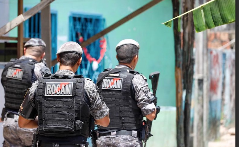 Foragido da Justiça é detido pela PM após denúncia anônima em Manaus