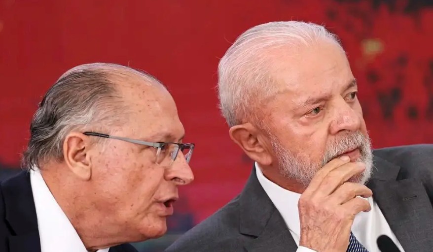 Lula e Alckmin definem hoje plano para conter tarifaço dos EUA