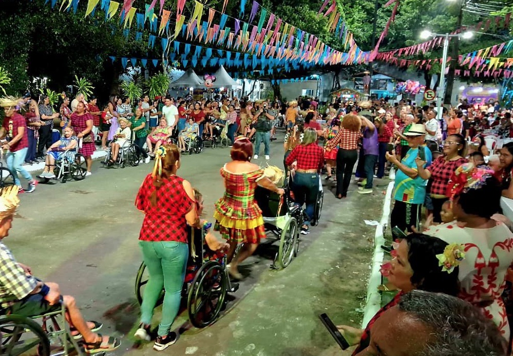 Mercado de Origem recebe 1ª Mostra de Dança Folclórica 60+ em Manaus
