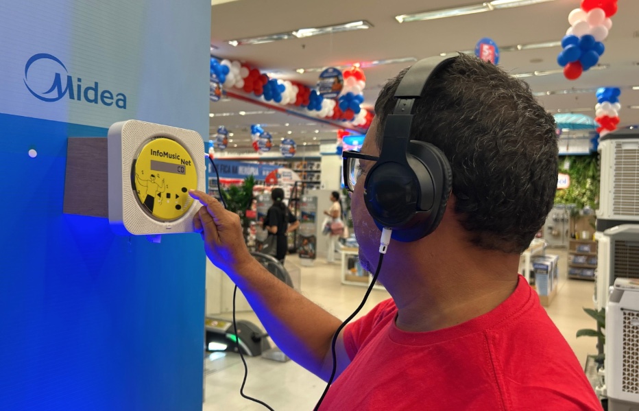 Cabines de CDs retornam às lojas da Bemol em comemoração aos 83 anos