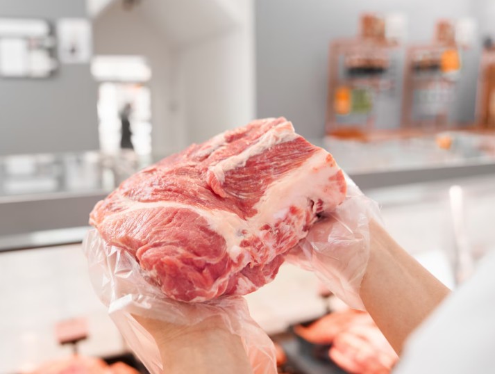 Quilo da carne chega a R$ 150 nos EUA após tarifaço contra o Brasil