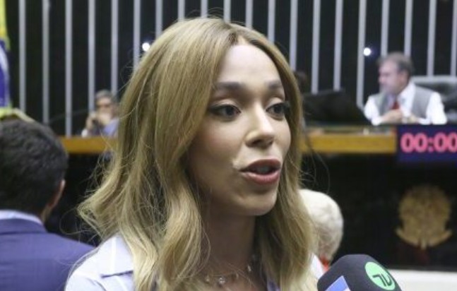 Fim da escala 6x1 volta à pauta na Câmara dos Deputados nesta terça-feira