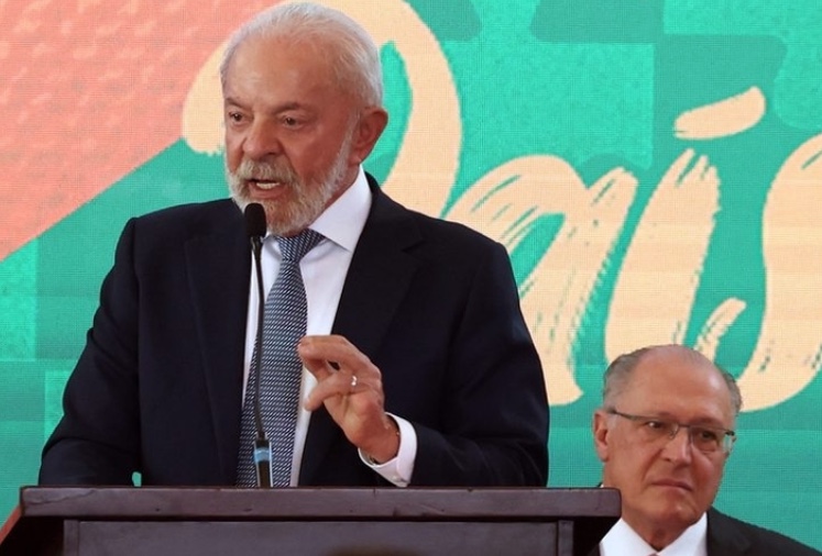 Lula diz que Trump 'não tem palpite' no Brasil e faz novas críticas a ricos