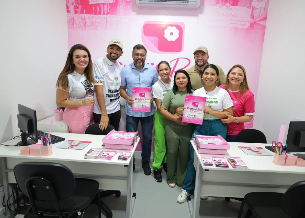 Governo do Amazonas inaugura ponto fixo do Crédito Rosa em Beruri