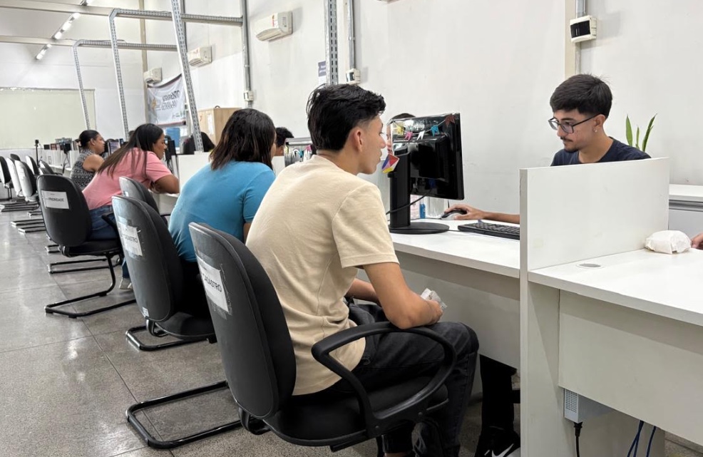 Sine Amazonas divulga 111 vagas de emprego para esta terça-feira