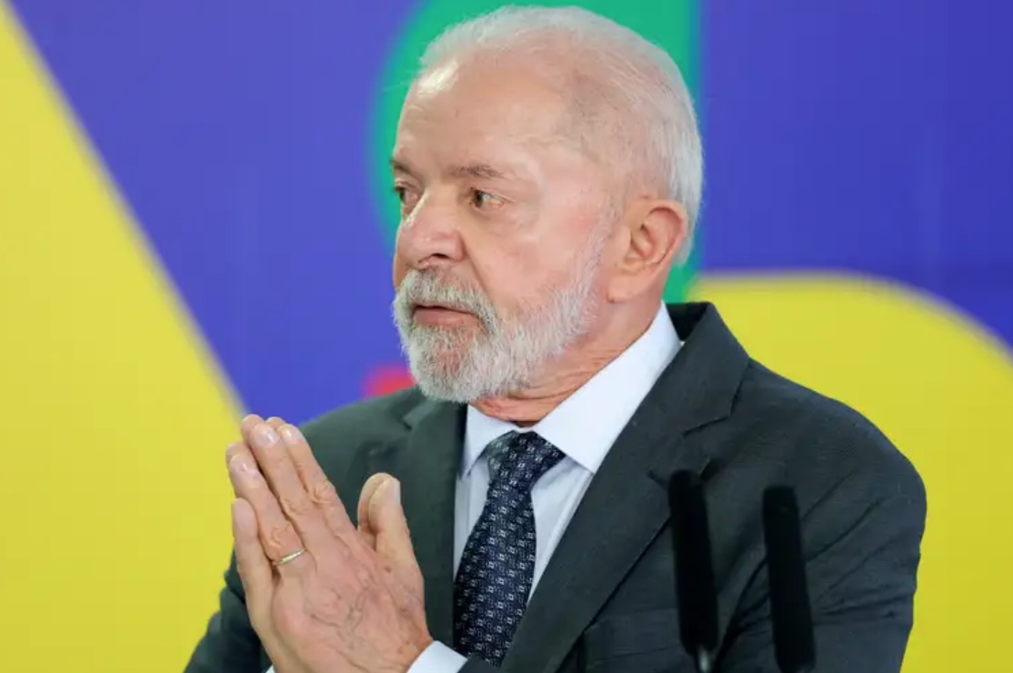 "Que o tribunal julgue os autos", diz Lula sobre julgamento de Bolsonaro 