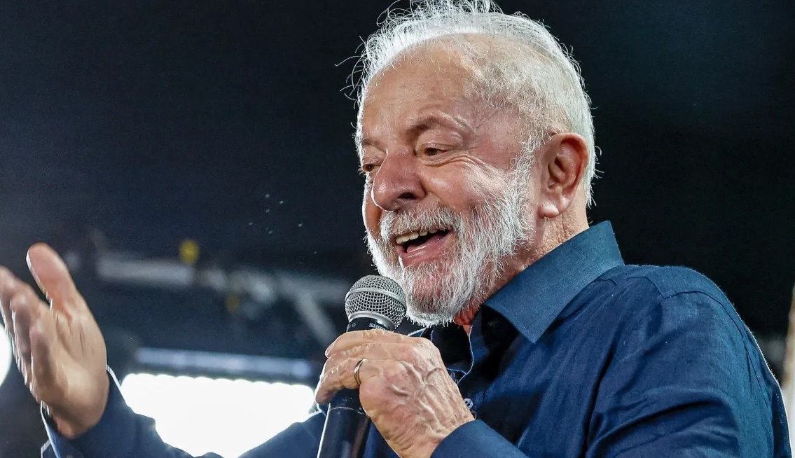 "Serei candidato para ganhar", afirma Lula sobre possível disputa em 2026