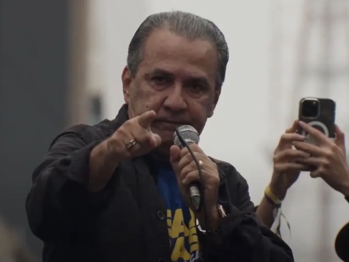 Malafaia critica uso de bandeira dos EUA em atos pró-anistia