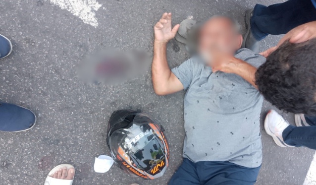 Idoso é atropelado em faixa de pedestres na Compensa