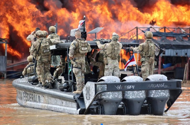 PF interdita orla de Humaitá e deflagra operação contra garimpo ilegal