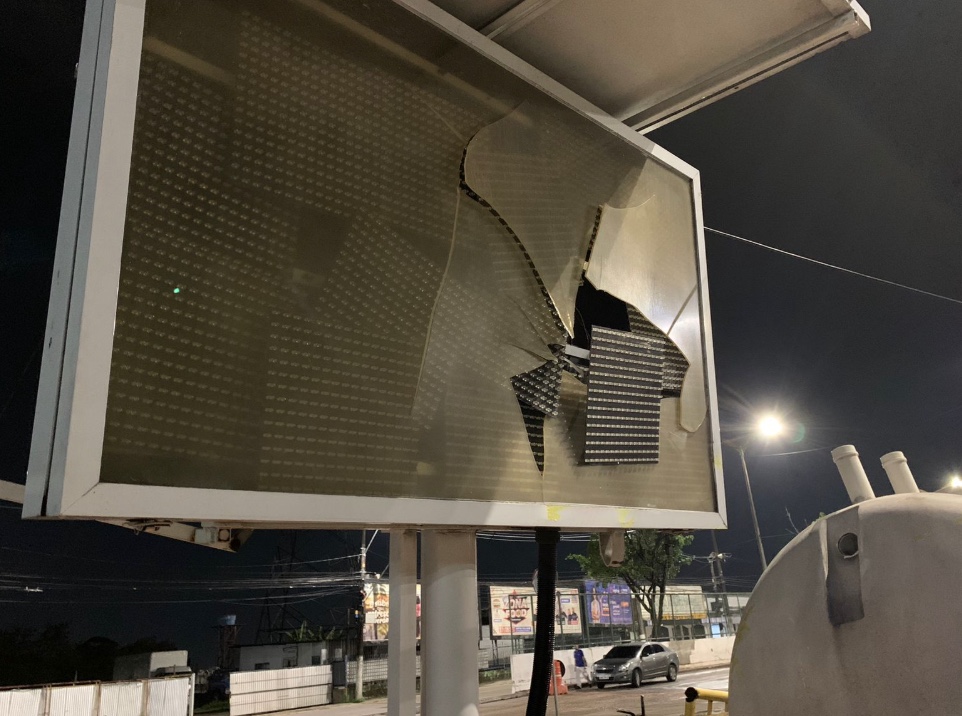 Prefeitura de Manaus anuncia reparos no T3 após colisão de caminhão