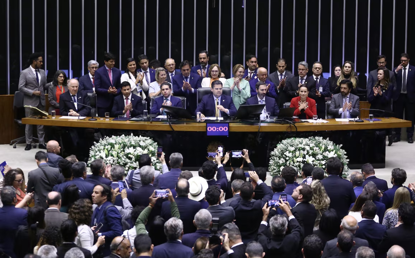 Senado analisa PEC da Blindagem nesta quarta; relator recomenda rejeição