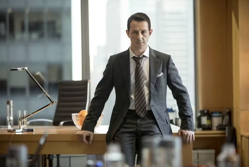 Jeremy Strong assume papel de Mark Zuckerberg em sequência de 'A Rede Social'