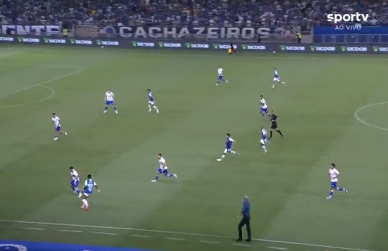 Cruzeiro vence o Fortaleza por 1 a 0 no Mineirão