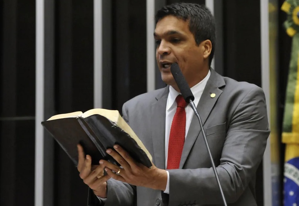 Cabo Daciolo anuncia pré-candidatura à Presidência em 2026