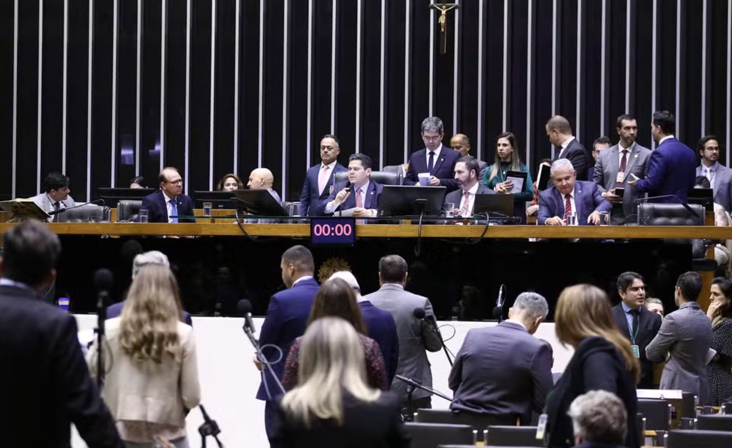 Congresso aprova isenção no imposto de renda sem prazo de validade; entenda