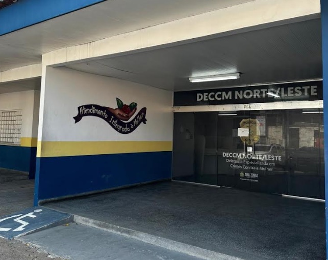 Homem é preso por quebrar braço de ex por ciúmes em Manaus